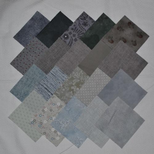 Lot de 20 Coupons de Tissus Patchwork Gris - Charm Pack