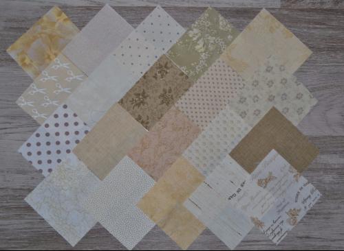 Lot de 20 Coupons de Tissus Patchwork Crème Beige - Charm Pack