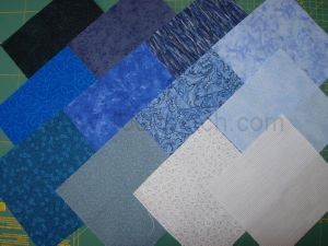 Lot de 12 coupons de tissu patchwork bleus  15 x15 cm