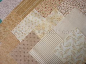 12 coupons de tissu patchwork beige et crème 15 x15 cm