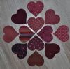 lot de 12 coeurs à appliquer tissu patchwork coloris bordeaux grenat