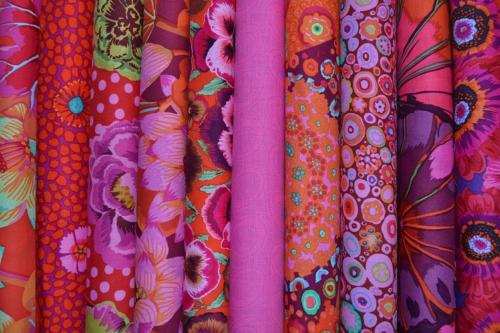Lot de 10 coupons Patchwork Kaffe Fassett  rouges - 24x55cm