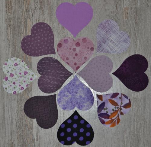 lot de 12 coeurs à appliquer tissu patchwork coloris violet parme