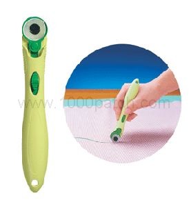 Cutter rotatif CLOVER 18 mm pour le patchwork